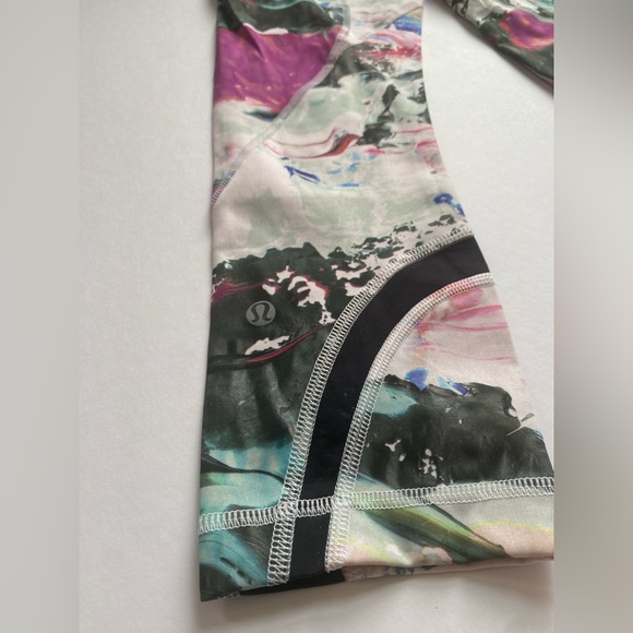 Lululemon Run: Inspire Crop II, Size: 2, Color: Pigment Wave Multi / Black - Picture 6 of 8